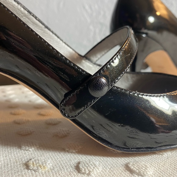 Women’s Black BP Patent Leather Mary Jane Heels With Button Detail - Picture 10 of 16